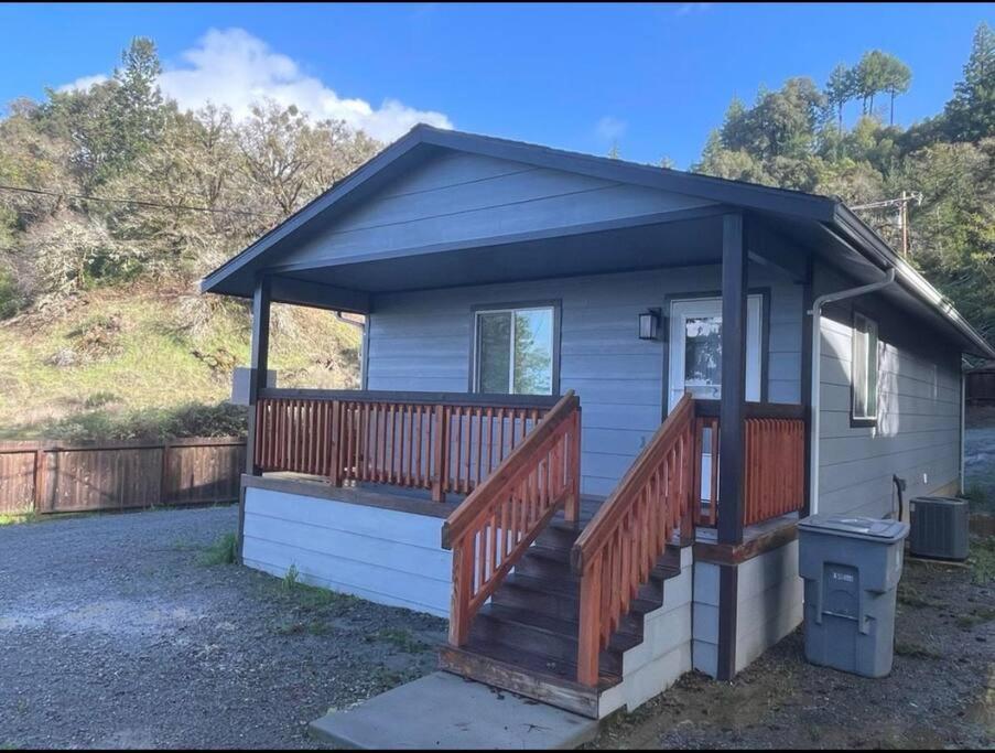 New, Fun-Size Benbow House! Vila Garberville Exterior foto